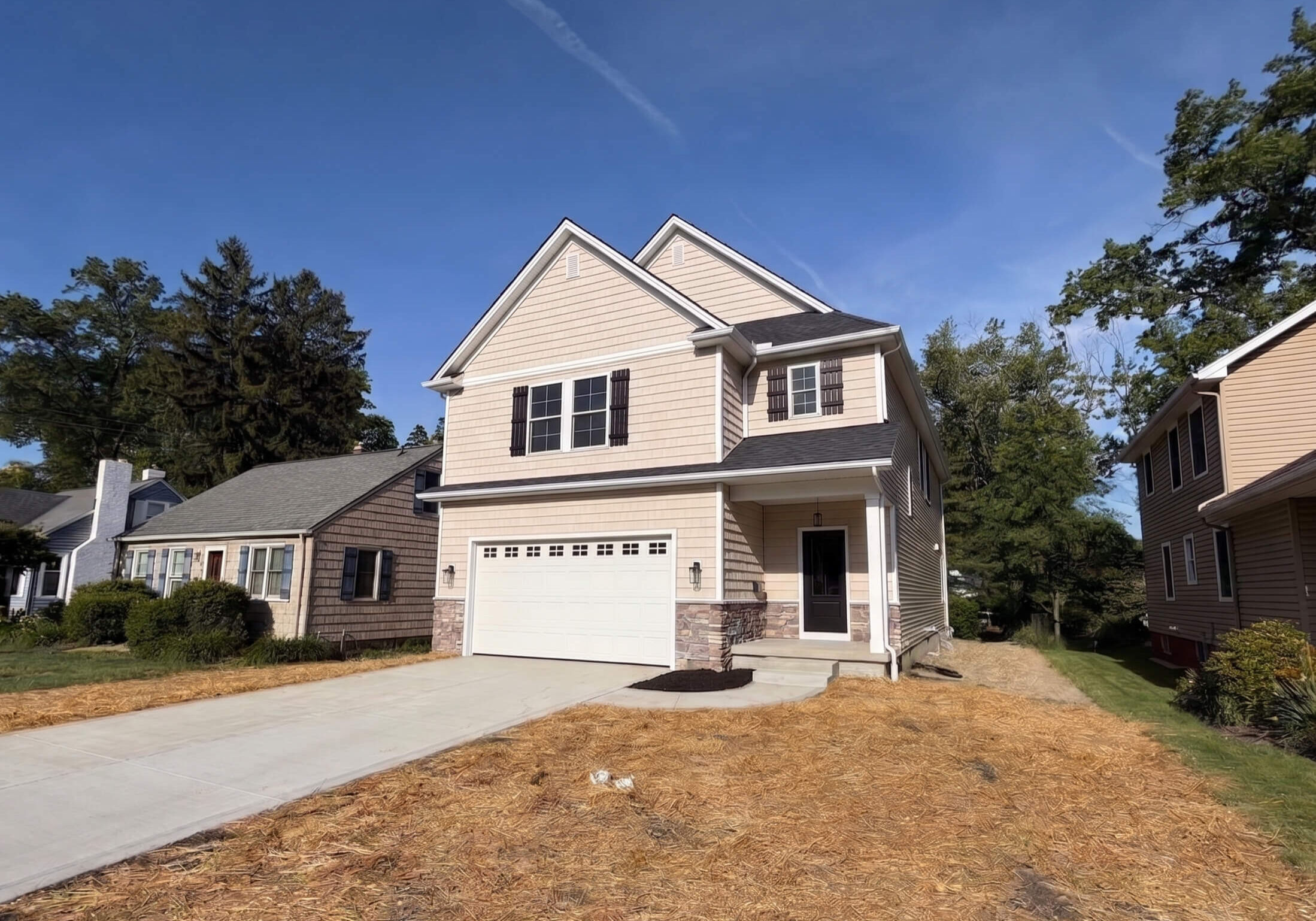 362 Oakmoor Exterior